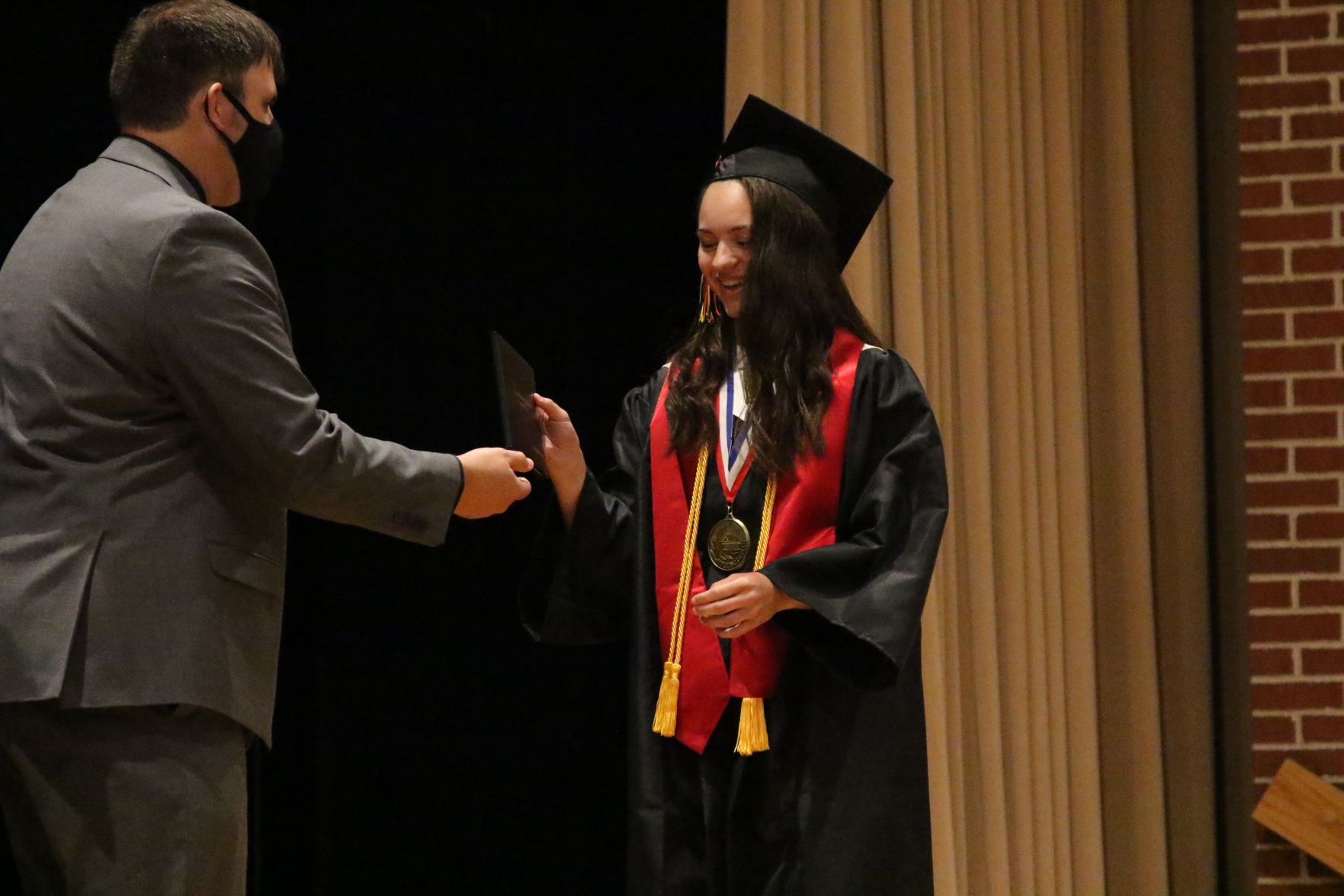 IFA_Grad1712.JPG